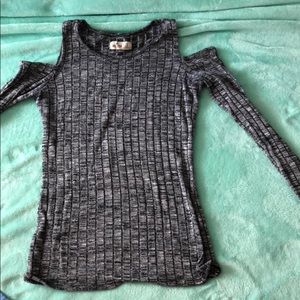 Hollister cold shoulder shirt